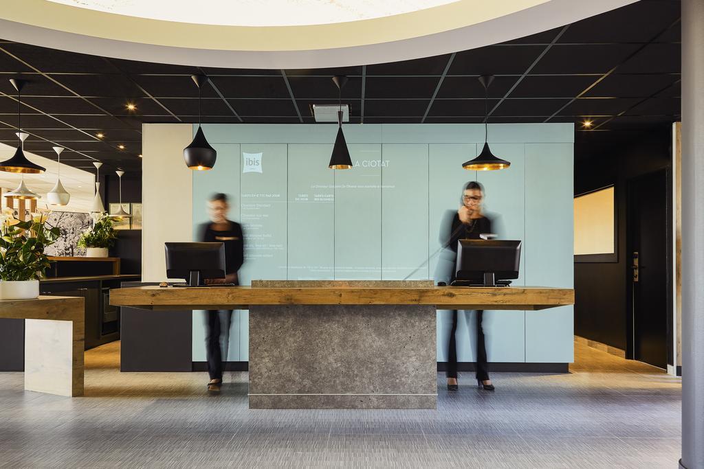 Ibis La Ciotat Hotel Exterior photo